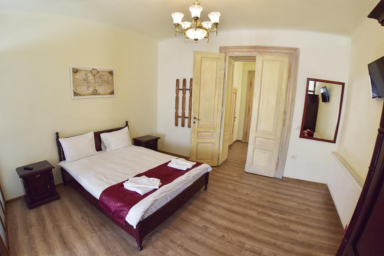 La Maisonnette Брашов Экстерьер фото